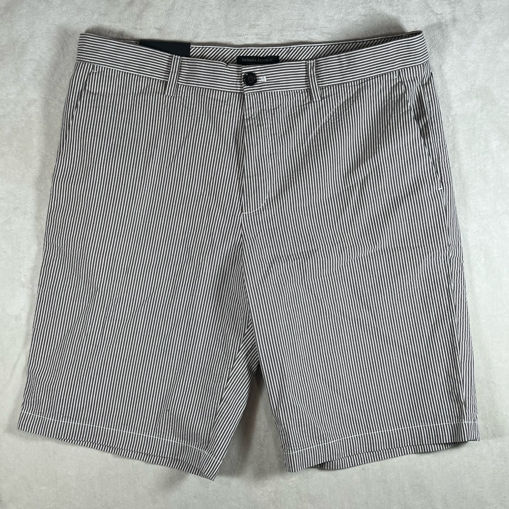 NWT Banana Republic Black and White Striped Men's Shorts